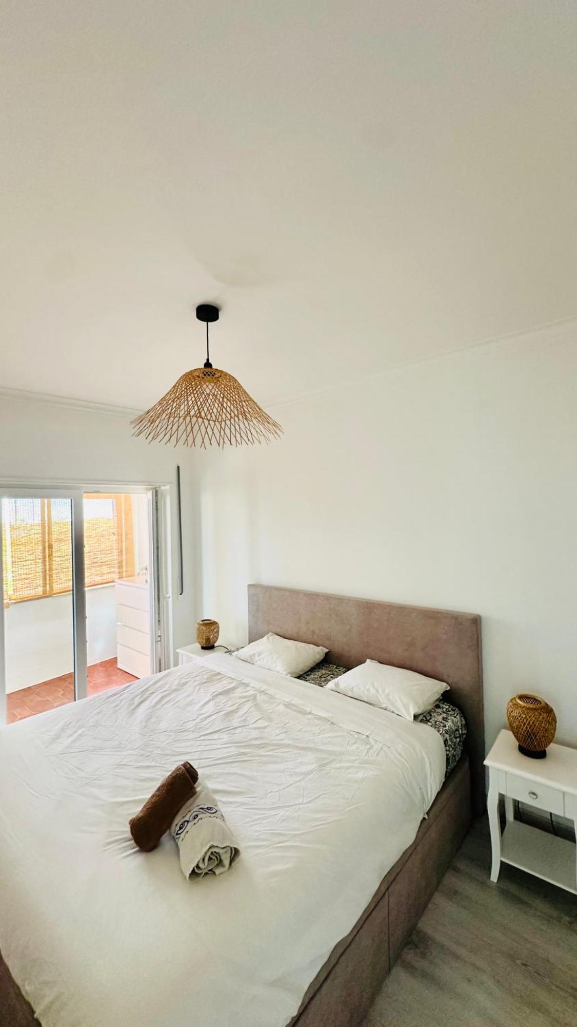 1-Bedroom Sea View Apartment With Private Balcony Costa Da Caparica, Just 5 Minutes From The Beach Costa de Caparica Luaran gambar